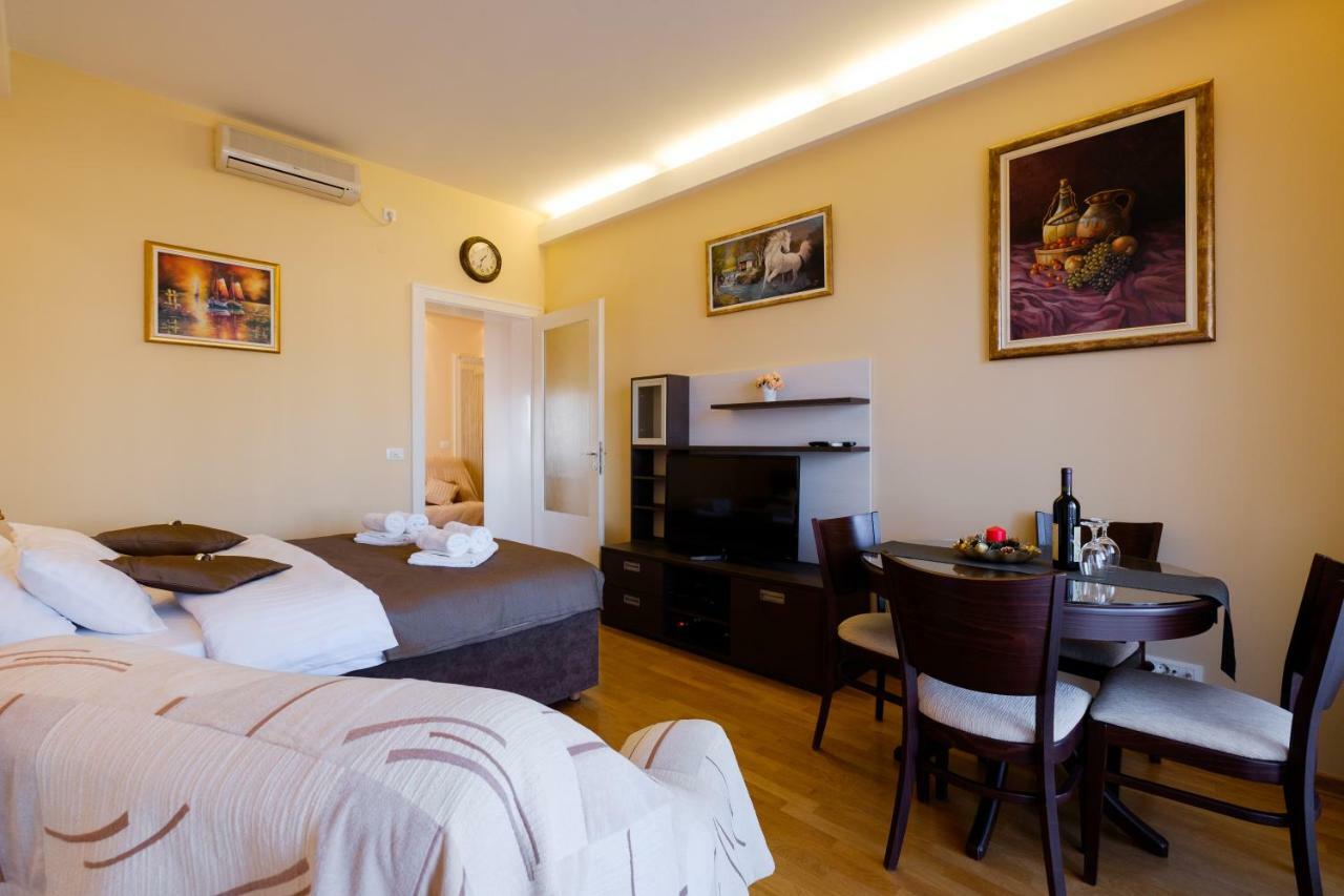 Jolie Daire Belgrad Dış mekan fotoğraf